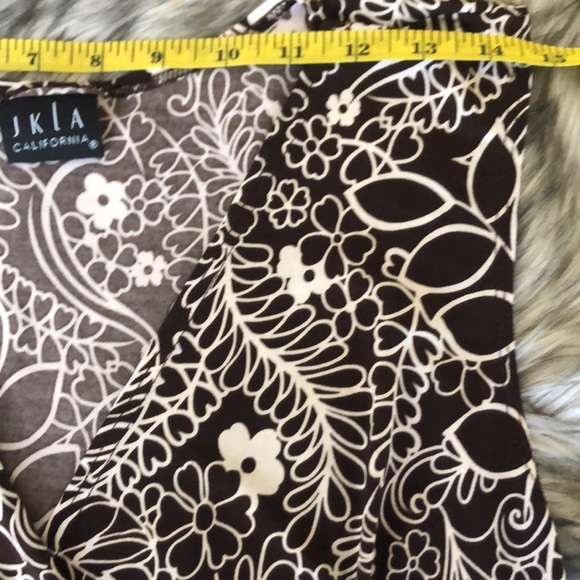 Brown and tan boho top - Picture 4 of 7